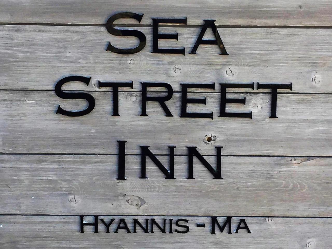 Sea Street Inn Hyannis Port Buitenkant foto